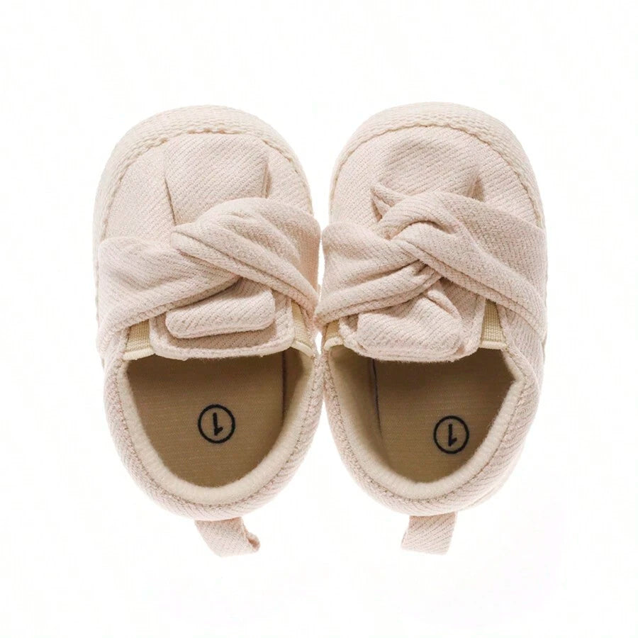 1pair Flat Casual Cloth Shoes With Bow-Knot And Strap Design Suitable For Spring And Autumn