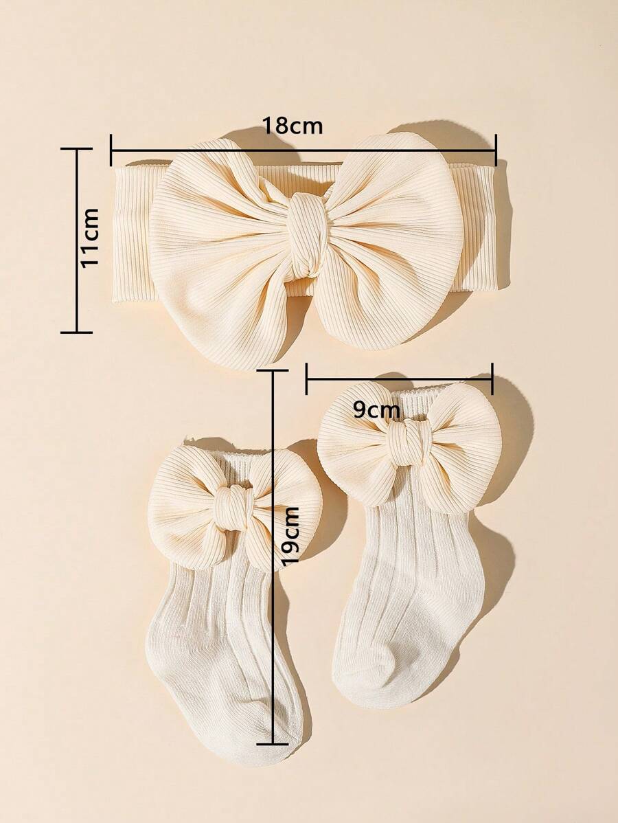 Bow Detail Bow Solid Color Headband + Bow Detail Bow Embellished Socks Love Valentine