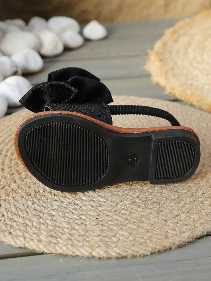 sandal flat